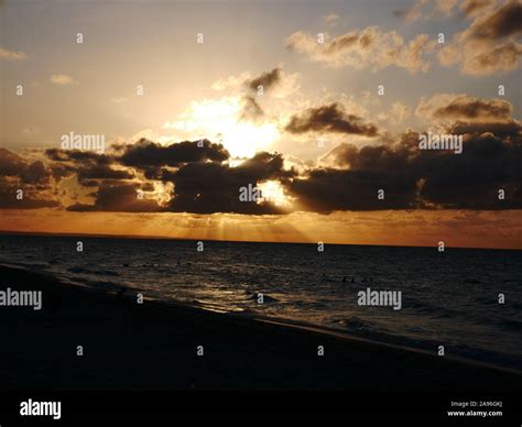 Sunset At Varadero Beach Cuba Stock Photo Alamy