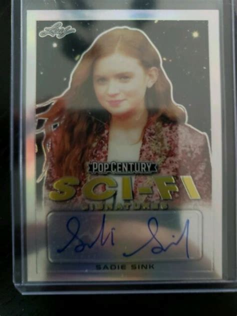 2018 Sadie Sink Leaf Pop Century Sci Fi Signatures Autograph Au