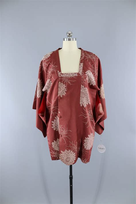 Vintage Silk Kimono Jacket / Copper Brown Floral Embroidery | Silk kimono, Kimono jacket, Kimono