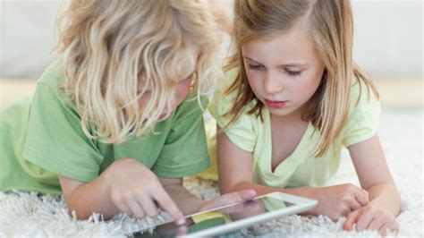 How Screen Time Affects Kids Brains Giving Compass