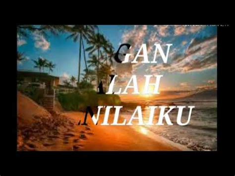 Lagu cinta membawa derita merupakan lagu yang dipopulerkan oleh andra respati. Lirik Lagu:Jangan Salah Menilaiku - YouTube