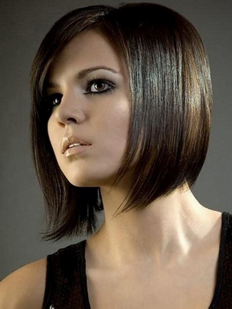 Well, things happen, so the choice of the right haircut and hairstyles for thin straight hair can't be underestimated. Different types of hairstyles for women