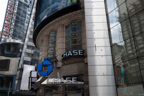 Chase Bank Times Square Stock Photos Pictures And Royalty Free Images