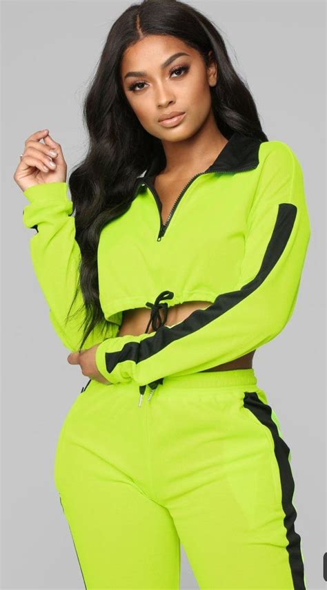 Pin By ⚜teryl⚜ On Health •and• Fitnes Fahion Neon Outfits Neon