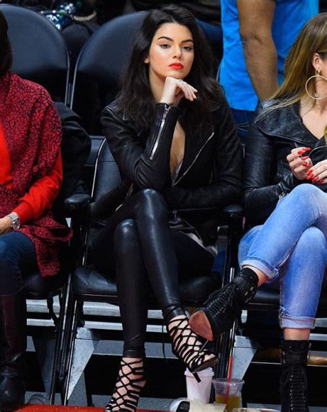 Kendall Jenner At The La Clippers Basketball Game Kendall