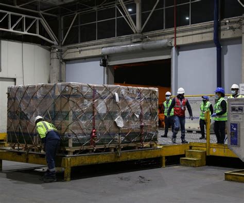 Eficacia, dosis, quiénes se vacunan y cómo se administran el remedio de janssen ha sido aprobado por la oms para su uso de emergencia en todos. Llegaron al país las primeras 480.000 vacunas contra covid ...