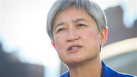 Penny Wong Meets Chinese Foreign Minister Urges Beijing To Help End