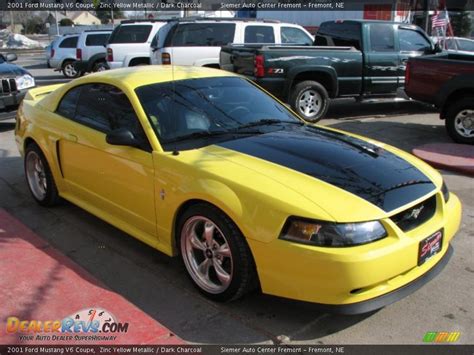 2001 Ford Mustang V6 Coupe Zinc Yellow Metallic Dark Charcoal Photo