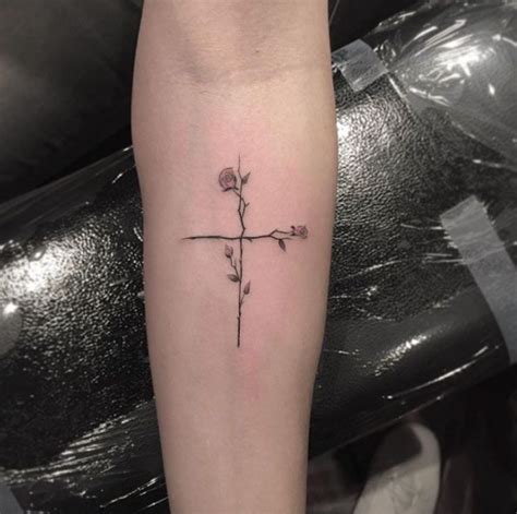 A detailed sleeve of flowers and vines. Pin on Tattoos that I'll never get