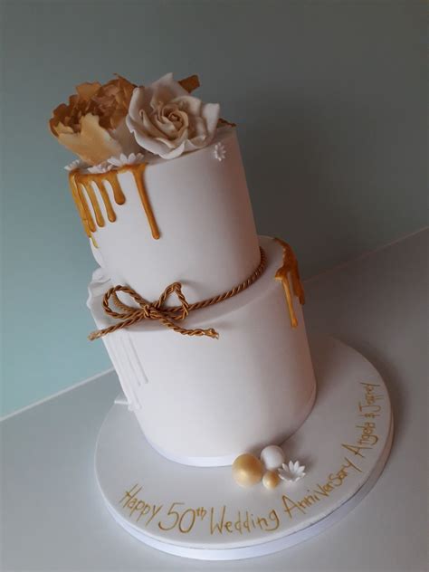Updated on january 16, 2008. Birthday cakes for Adults