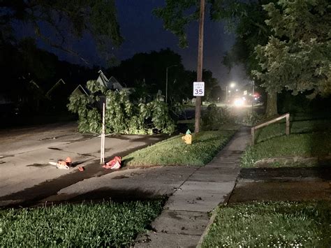 Monday Morning Storm Causes Tree Damage, Power Outages to Des Moines