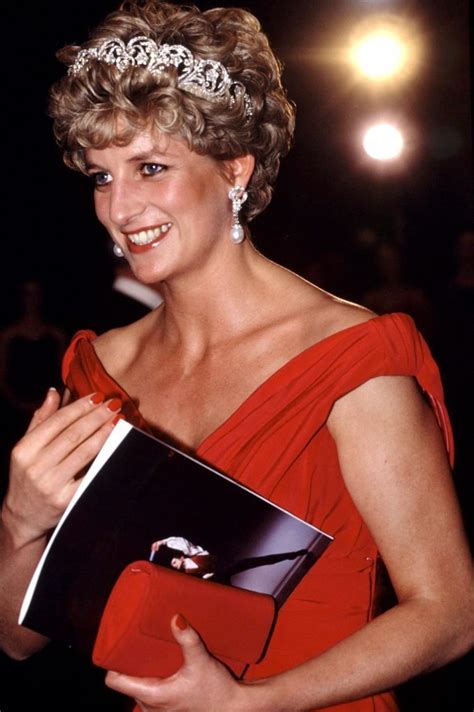 With ana rujas, jorge roldan, laura ledesma, cayetana cabezas. "Facts" About Princess Diana That Just Aren't True ...