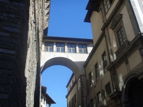 Check spelling or type a new query. Le Corridor de Vasari sera ouvert au public en 2013 ...
