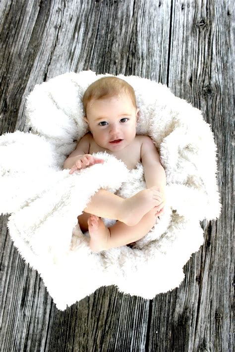 10 Lovable 6 Month Baby Photo Shoot Ideas 2024