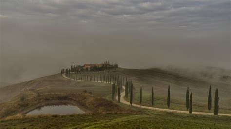 Podere Baccoleno In The Fog Crete Senesi Toscana Italy Flickr