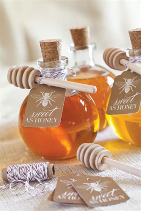 42 wedding favors your guests will actually want. DIY Spring Wedding Favors - CandyStore.com Blog