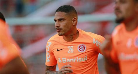 Las encuentras en el comercio. Paolo Guerrero habló de su posible llegada a Boca - 0291 ...