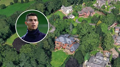New video cristiano ronaldo's house in madrid. Cristiano Ronaldo Selling Former Manchester Mansion for £3 ...