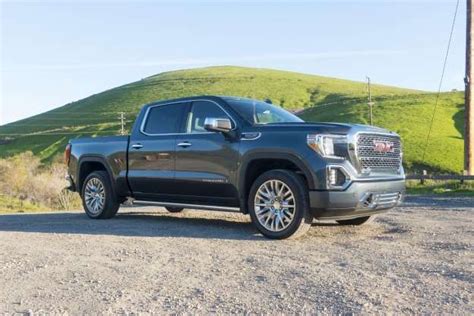 2020 Gmc Sierra 1500 Gets More Technology Revised Powertrain Lineup