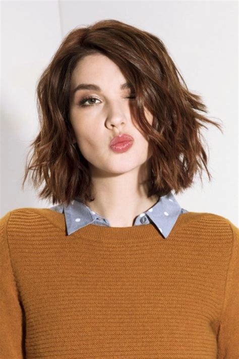 Browse the best hairstyles for thin hair to choose the ones that will make you look gorgeous. 40 Best Short Hairstyles For Long Faces 2019 - Fashiondioxide