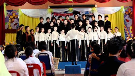 0 ratings0% found this document useful (0 votes). SMK Green Road Choir 2011(part 1) - YouTube