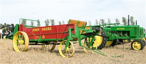 Old Vintage John Deere Trailer And Tractors Editorial Stock Image