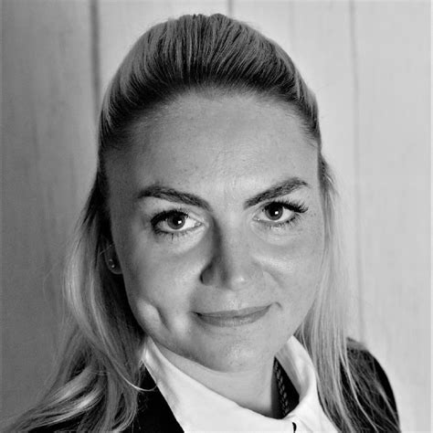 Duvvuri, stefan, schäfer, thomas (hrsg.) free preview. Julia Hamann - Deputy Team Head Financial Crime ...