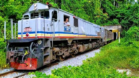 Dan tentu soal keuntungan bukan hanya dirasakan oleh perusahaan sendiri, akan tetapi bisa dirasakan secara langsung oleh semua calon penumpang saat ini. Keretapi Tanah Melayu KTM | kereta Api Express Johor Bahru ...