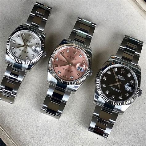 A festive palm motif and a luxe fluted version that pays homage to the rolex's famously. LADY-DATEJUST 31mm Ref 178274 DATE 34mm Ref 115234 ...
