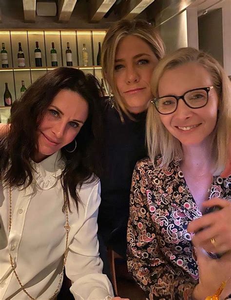 An unscripted friends reunion special. Friends Reunion: Candid Pictures Of Monica, Rachel, Ross ...