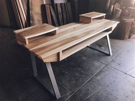 This article details how to design and build a music production desk with only moderate diy skills and a basic set of tools. Monkwood SD88 Studio Desk for Audio / Video / Music / Film / Production | Home studio desk ...