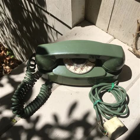 Vintage 1967 Western Electric Bell System Princess Rotary Green Desk
