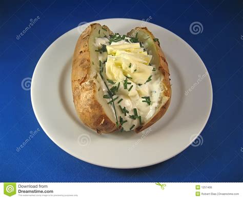 You must also try their baked potatoes that come in different types such as the chili & cheese baked potato, bacon cheese baked potato, and sour cream and chive baked potato, among others. Baked Potato With Sour Cream And Chives 2 Stock Photo ...