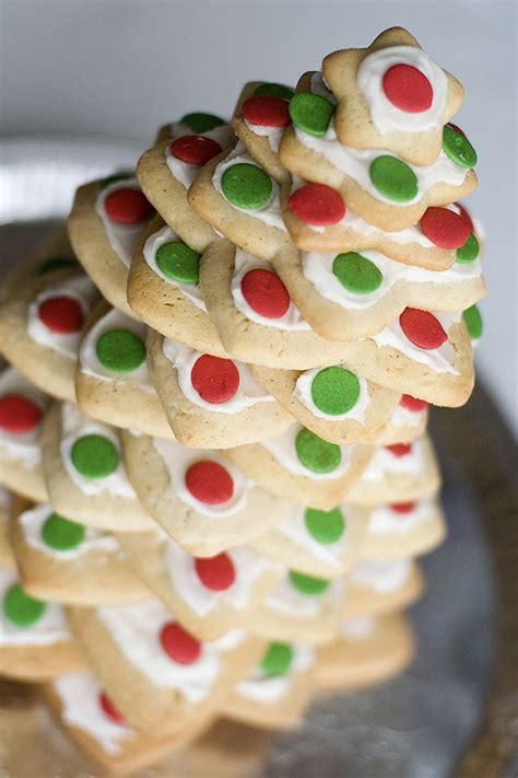 Archway cookies has filed for bankruptcy. Star Cookie Christmas Tree | Christmas desserts for kids ...