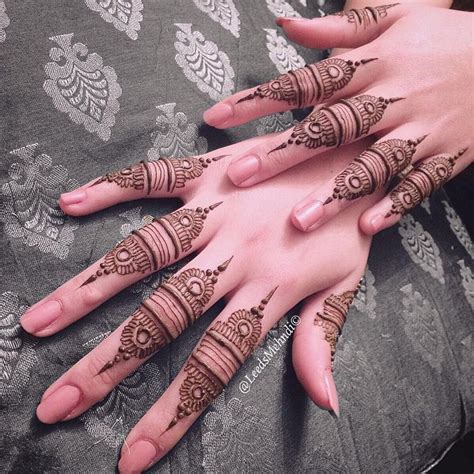 Fingers Henna Hand Designs Latest Finger Mehndi Designs Modern Henna