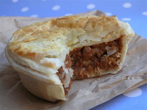Top with a layer of pasta. The Best New Zealand Food to Try While Visiting the Country | Mince pie recipe, New zealand ...