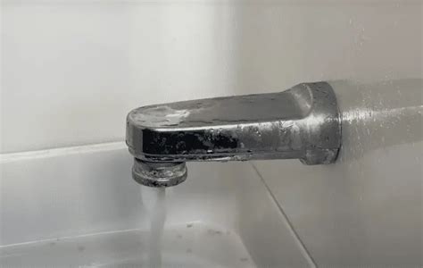How To Fix A Bathtub Faucet From Leaking And Dripping 3 Steps