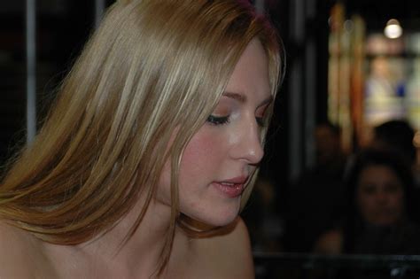 Lauren Phoenix At The 2005 Avn Aee Anyone Know Her Name Flickr