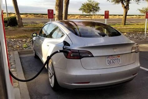 Generally speaking, gas is a more efficient fuel source for generating heat than electricity is. Charging A Tesla More Expensive Than Filling A Car With ...