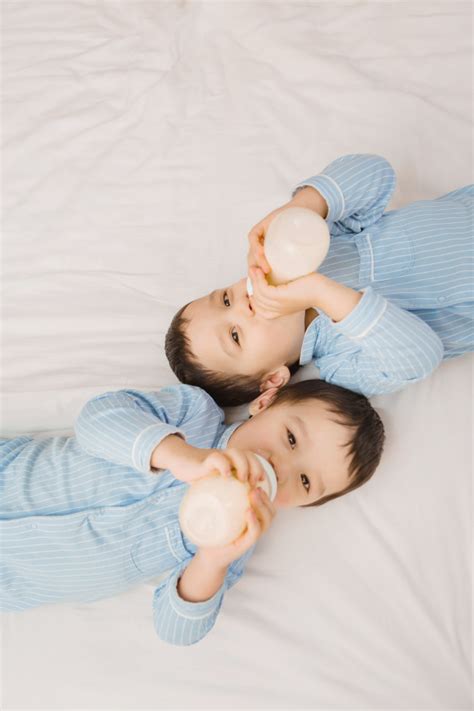 Yang cukup mengganggu karena akan memberikan getar di ponselnya. Tahniah Buat Anda Yang Ada Anak Lelaki, Bila Kita Mati Dia ...