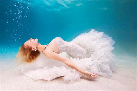 Adam Opris Photography Underwater Bridal Photo 24