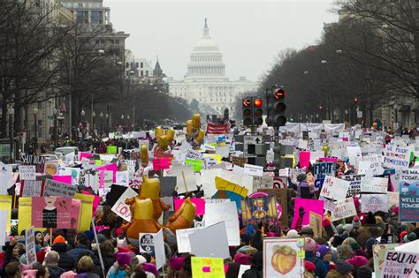Womens March Tausende Frauen Demonstrieren Gegen Trump Webde