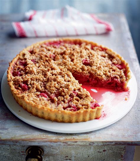 Raspberry Crumble Pie Delicious Magazine