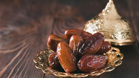 Wusstet ihr eigentlich, dass das fasten von ramadan nicht von anfang an verpflichtend war? 57 Best Images Wann Fasten Muslime : Fastenmonat Ramadan ...