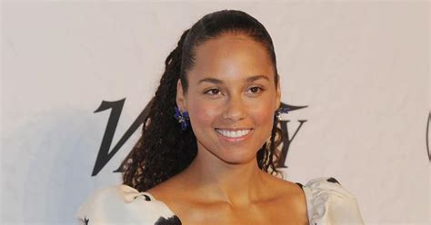 Alicia Keys Encourages Fans To Practice Naked Self Love Routine