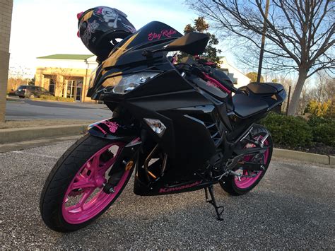 Find kawasaki ninjas for sale on oodle classifieds. Pink and black Kawasaki ninja 300 | Garotas de moto, Zx10r ...