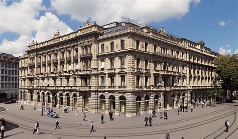 The firm earned accolades throughout the recent financial crises for prudent risk management and. Credit Suisse Paradeplatz 2010-13 (Bild) - Jacques Bosshard AG