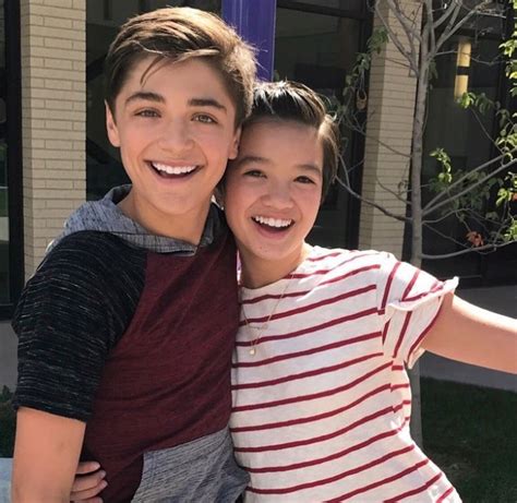 Peyton Elizabeth Lee Y Asher Angel Pin On Kks Room