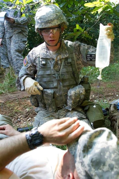 Bondsteel Soldiers Train For Expert Field Medical Badge Article The