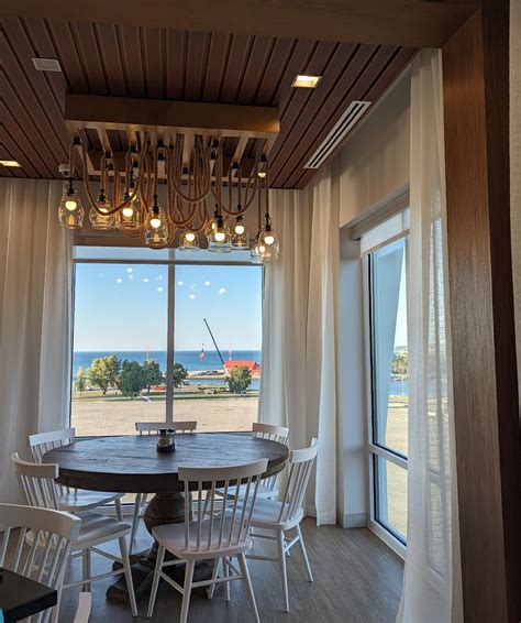 Windward Restaurant - Hampton Inn & Suites Manistee, Manistee - Menu